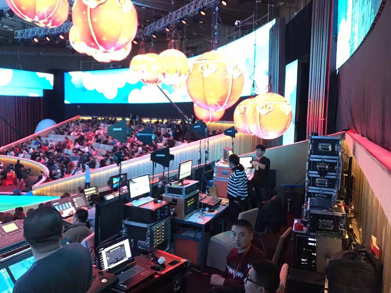 2016年12月29日-12月31日.2017新年音樂會(huì)、民族劇院 (3).jpg